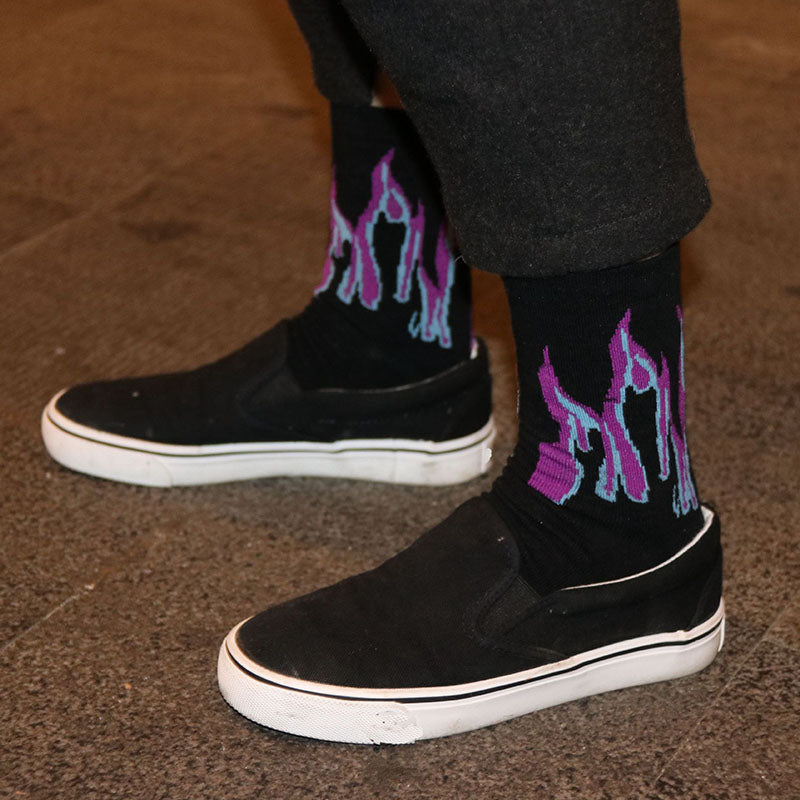 Contrast Flames Socks