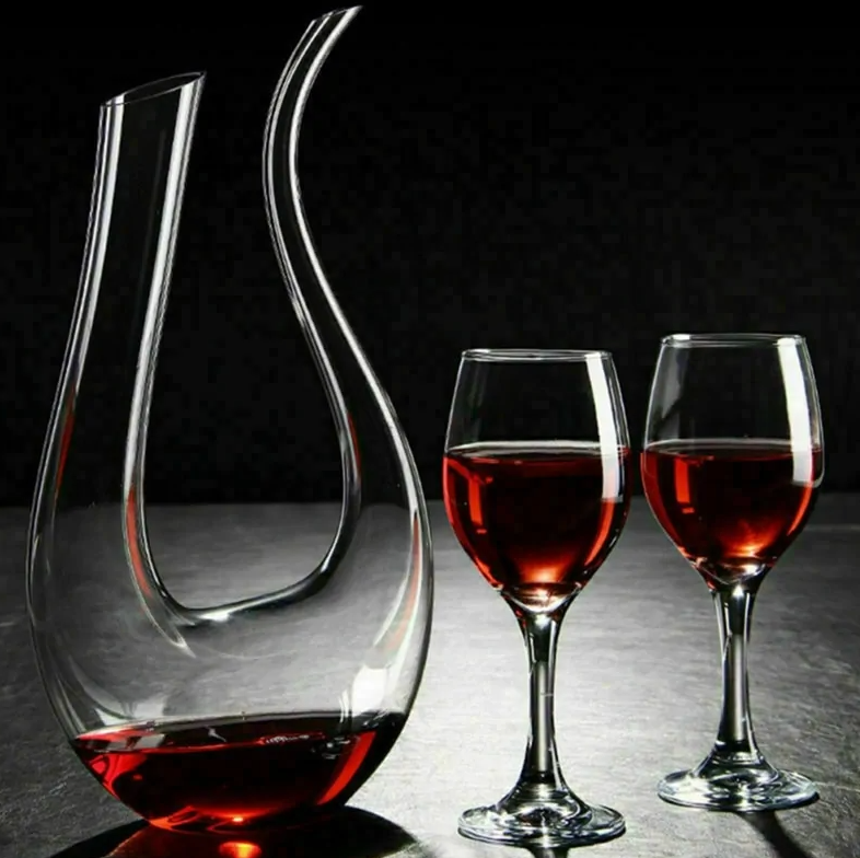 Elegant Crystal Wine Decanter Bottle